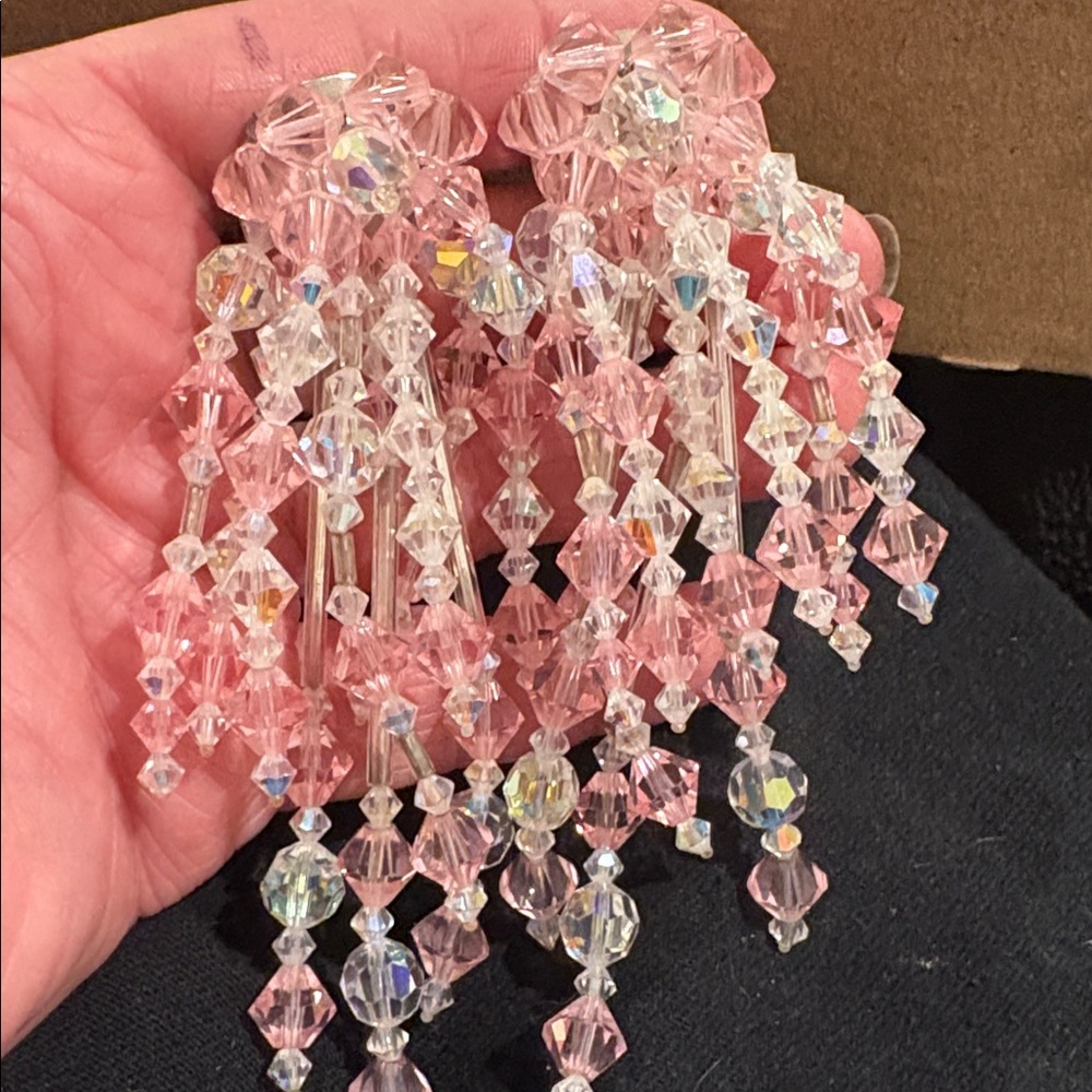 Vintage Hand Made Kato Pink/ Clear Runway Cluster Swarovski Dangle - N Earring🌸 - Picture 3 of 16